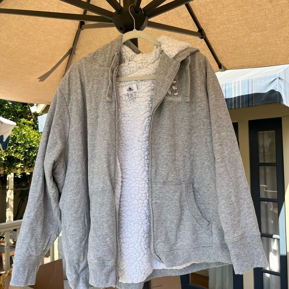 Disney White Sherpa lined Jacket - Picture 1 of 3